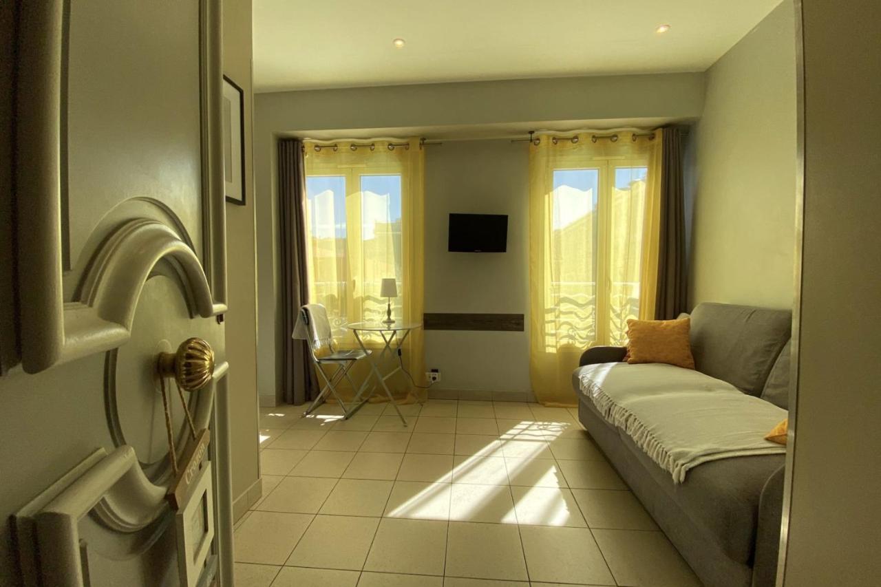 Holiday home Cenac Riviera No 5 - Massena *